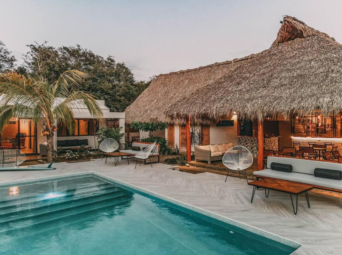 Surf And Yoga Retreat Nicaragua Hostel La Albina Exterior foto